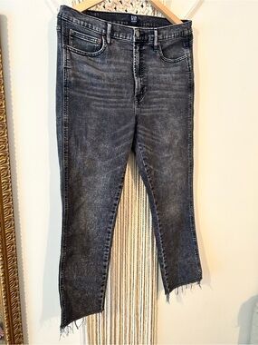 GAP Women’s Black Washed Cigarette Jeans